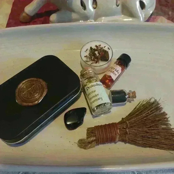 Travel Protection Altar - Picture 3 of 3